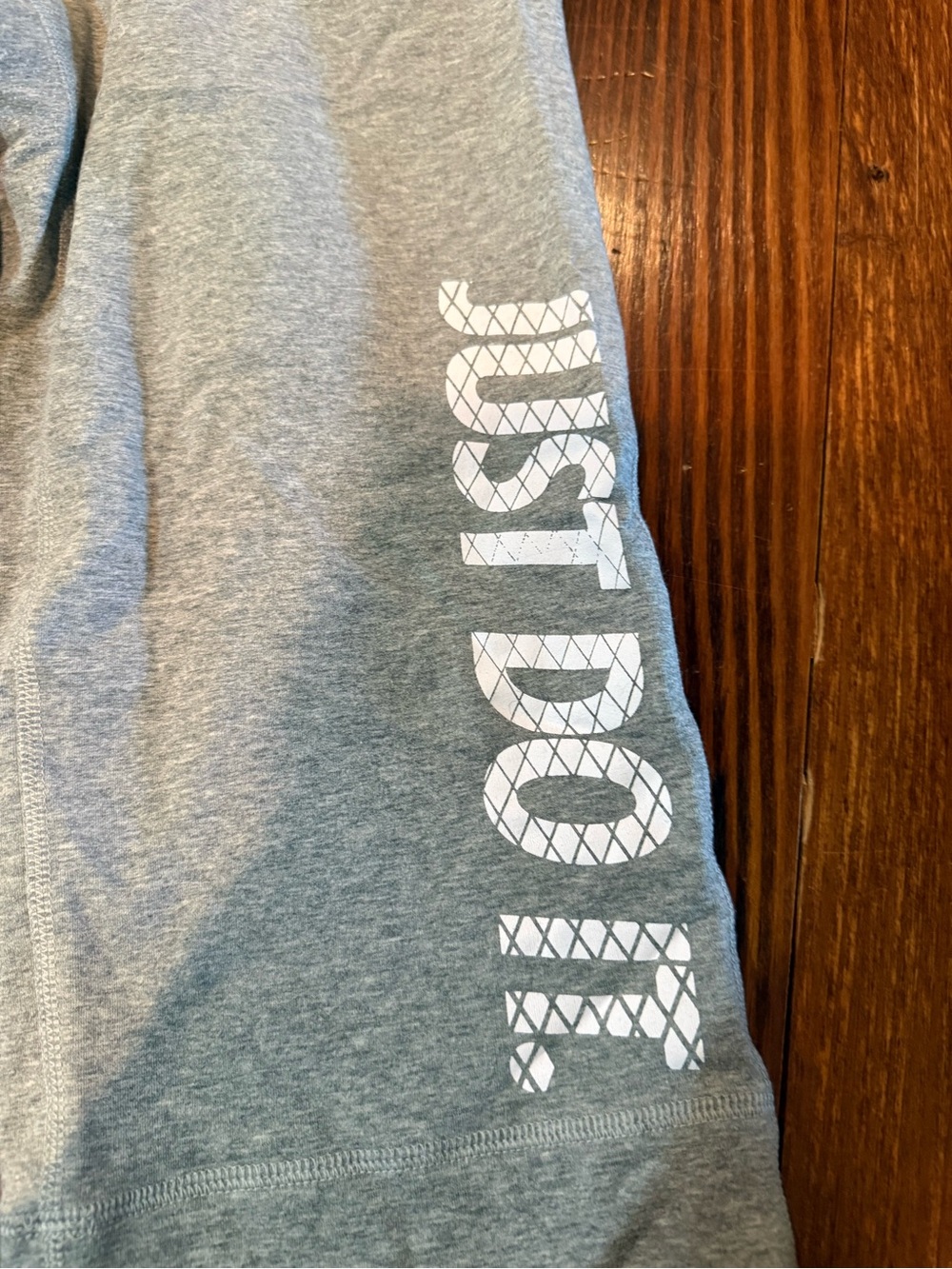 Nike Gray short Capri Leggings with 'Just Do It' Print - Picture 2 of 5